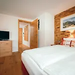 Almajur Mittelberg