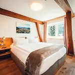 Almajur Hotel 3*