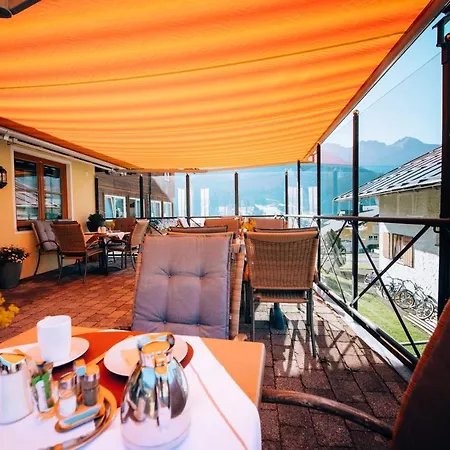 Almajur Otel Mittelberg